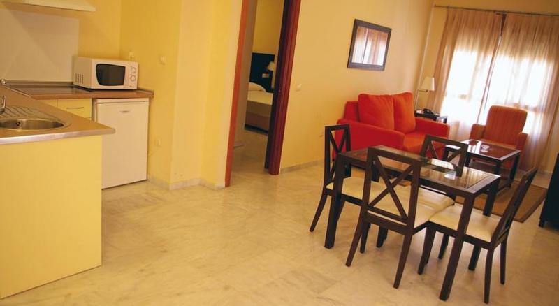 Apartamentos Luxsevilla Palacio Exterior foto
