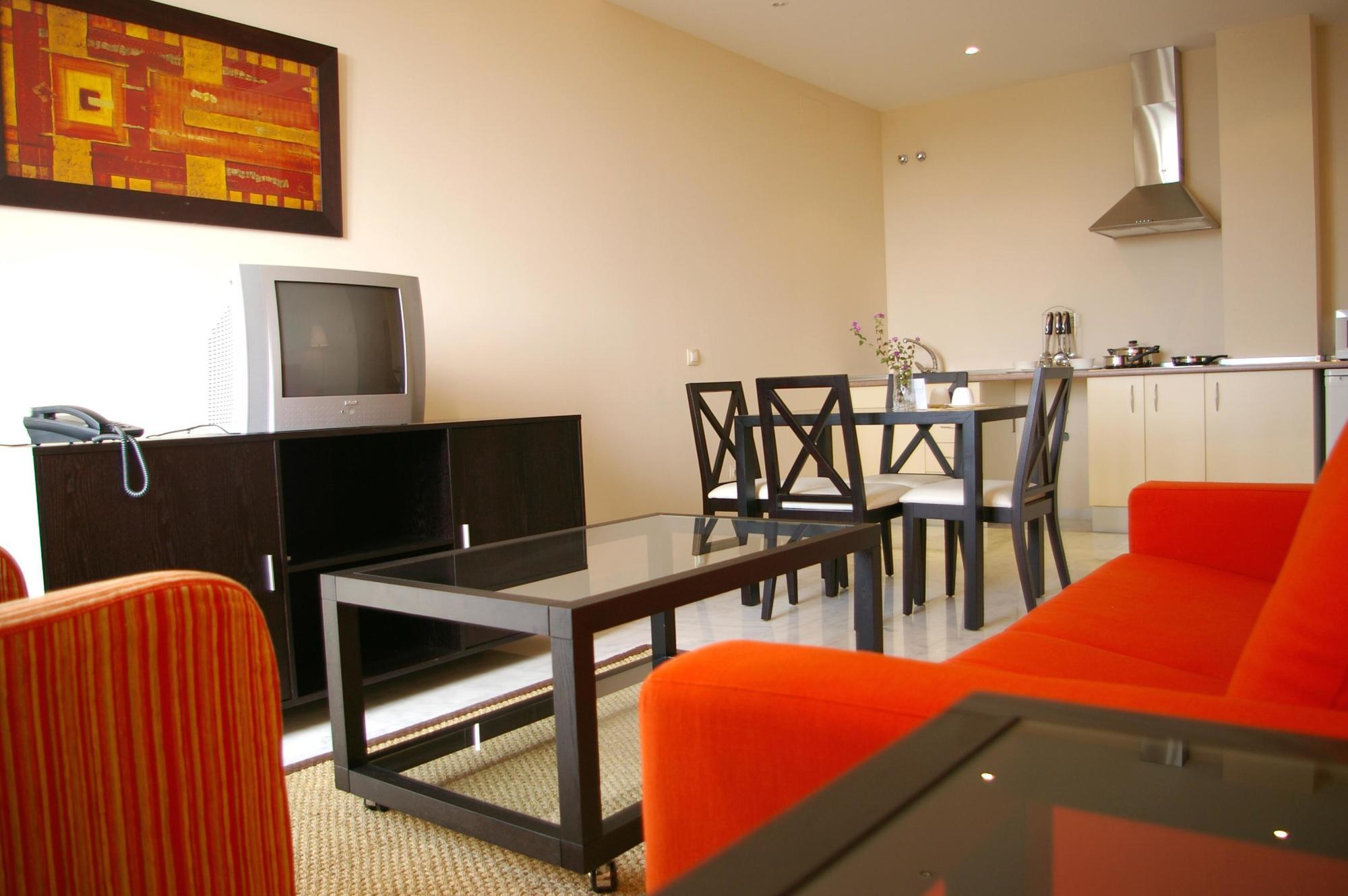 Apartamentos Luxsevilla Palacio Exterior foto