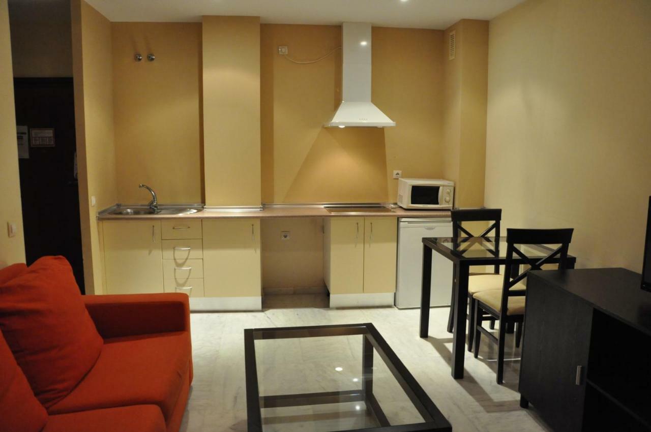 Apartamentos Luxsevilla Palacio Exterior foto