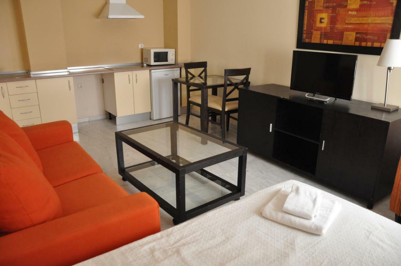 Apartamentos Luxsevilla Palacio Exterior foto