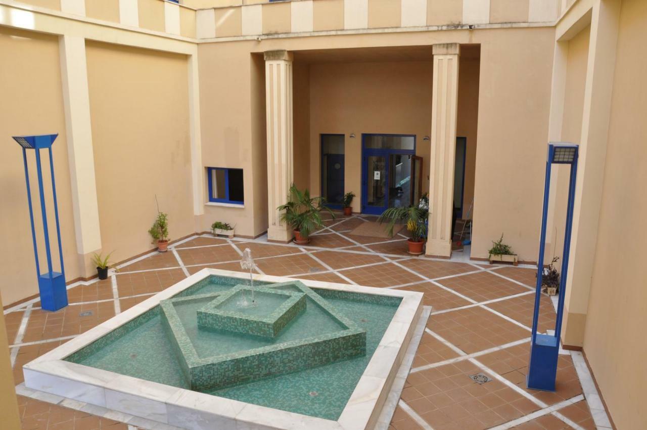 Apartamentos Luxsevilla Palacio Exterior foto